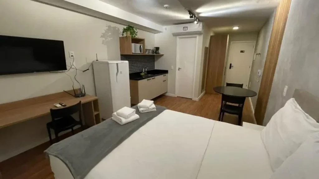Free Home - NR Vila da Saúde, São Paulo — Living, apartamento 1 quartos 22-28m²