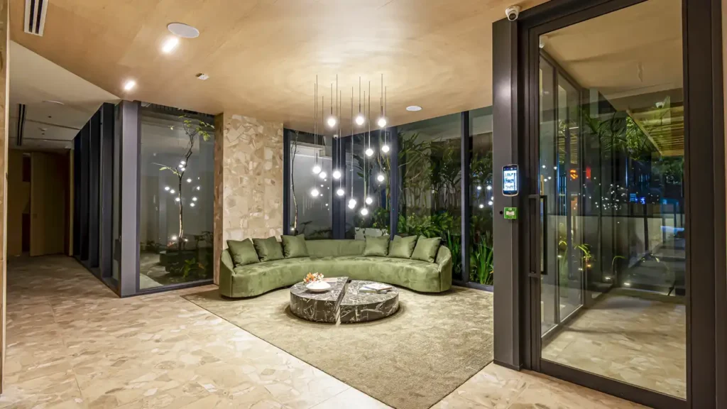 Pronto novo Jardim Paulista: Lobby de entrada Casa dos Ipês, 1-4 quartos 82-346m²